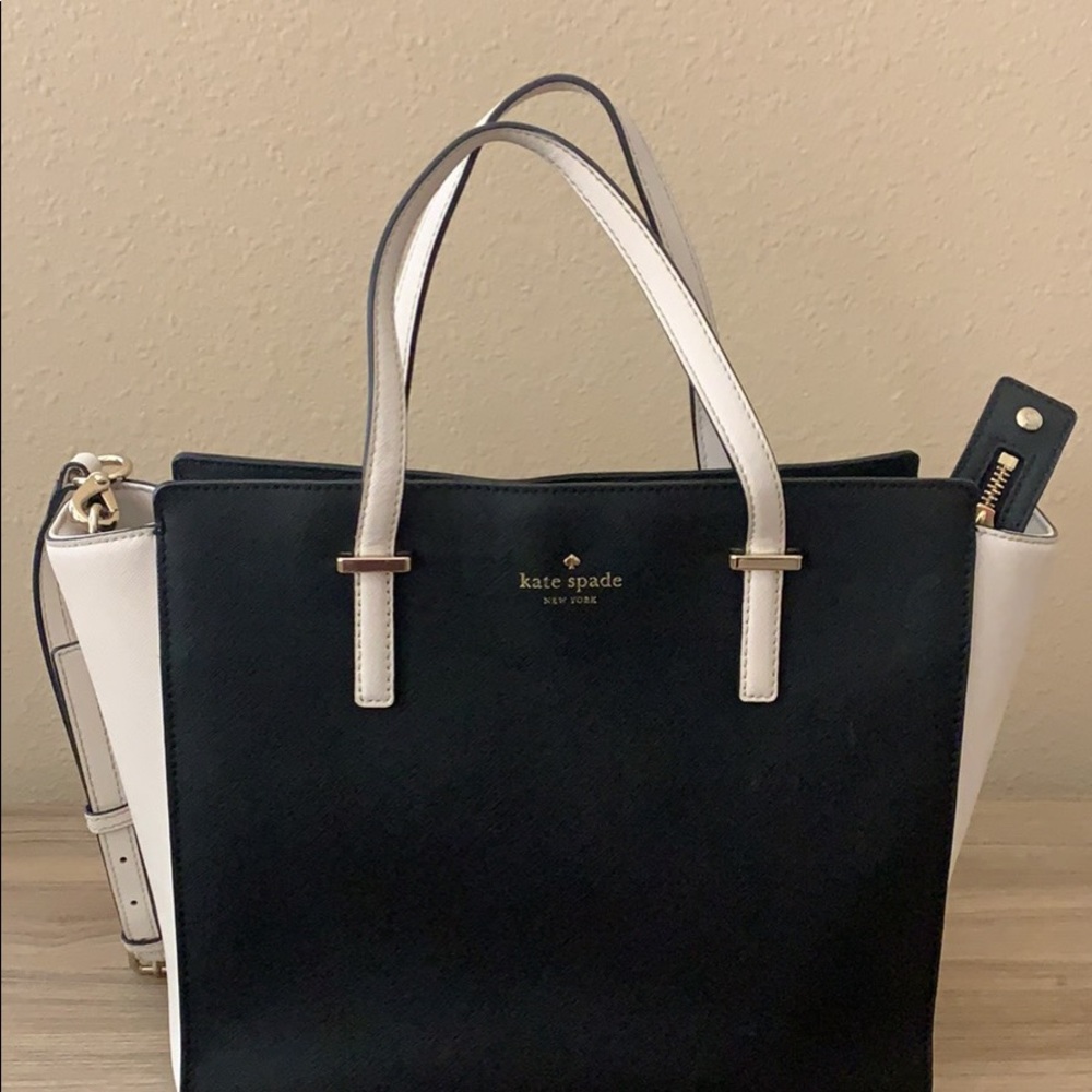 Kate spade purse
